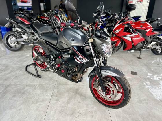 YAMAHA XJ6 F 